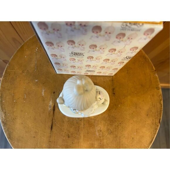 Precious Moments E-3106 Mother Sew Dear Needle Point Working (8422) - Picture 5 of 7